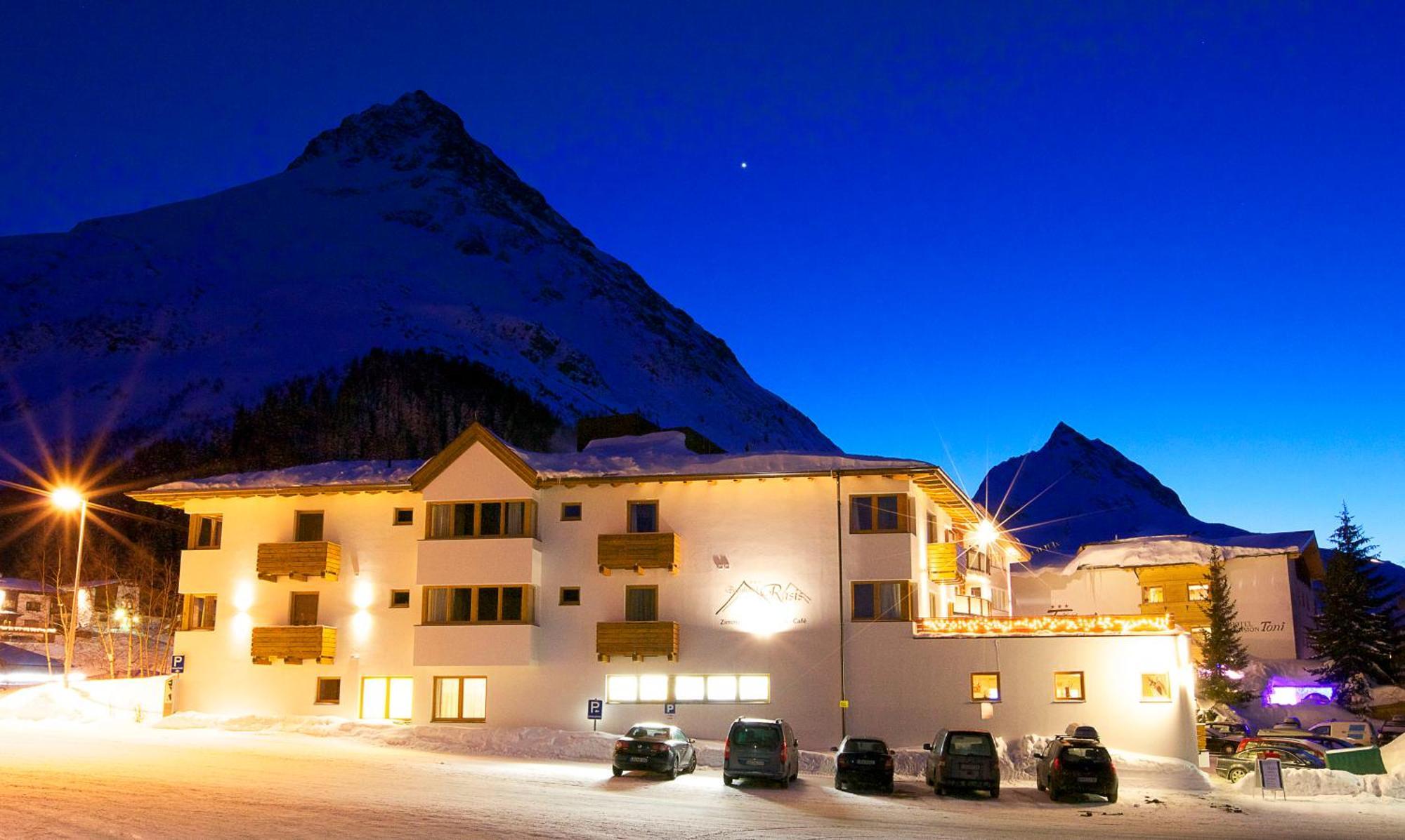 Rasis Hotel 3*