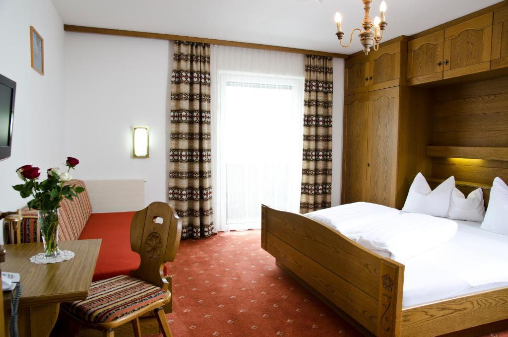 Rasis Hotel 3*